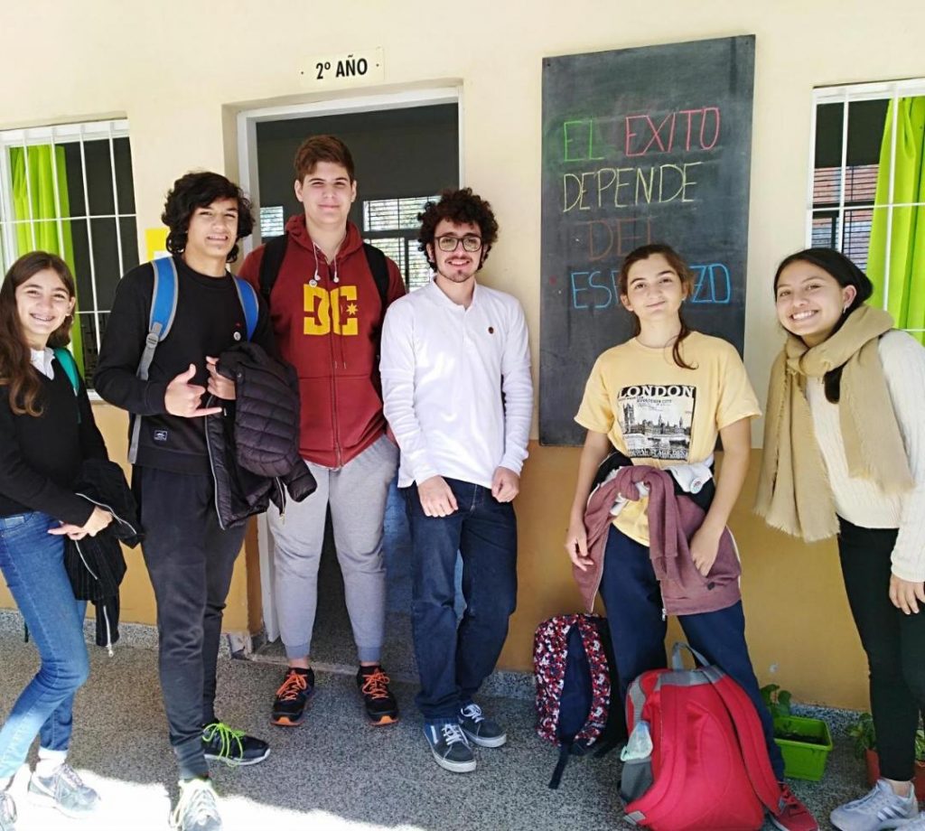 Jóvenes de nuestra escuela participando del Intercolegial 2019, en San Francisco de Borja P araná.
